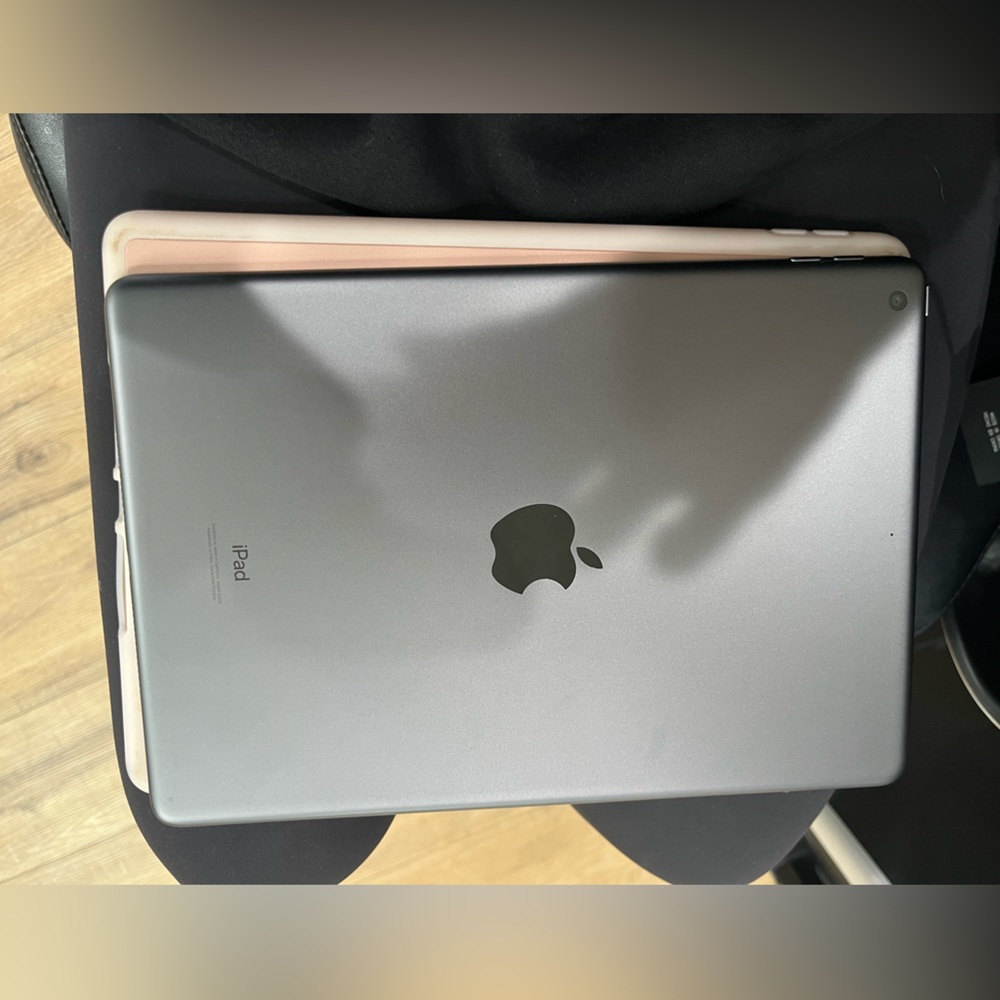 Apple Ipad 9th gen 64 gb